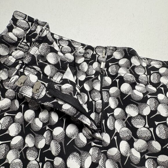 IZOD Women Golf Bermuda Shorts Tee with Ball Print Sz 12 Black White Sports 45-1 - Picture 4 of 9